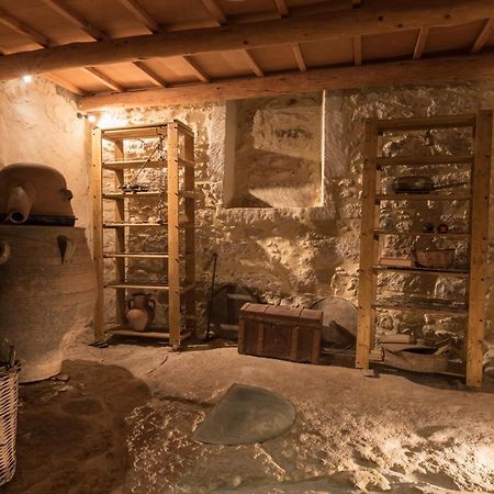 Παραδοσιακή Κατοικία Μαργαρίτες Bagian luar foto